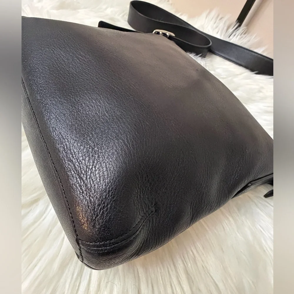 Vintage Coach #Black Crossbody Bag